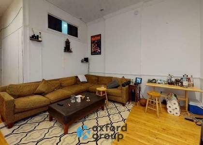 East 39th Street - Photo 1