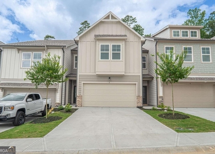 411 Summit View Lane - Photo 1