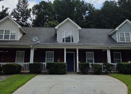 975 Windwood Court - Photo 1