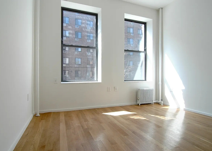 27 Brooklyn Avenue - Photo 1