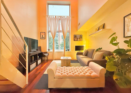 16 Meserole Street - Photo 1