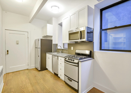  East 25th Street - Photo 1