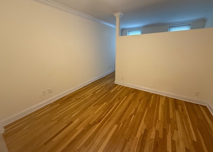229 East 80 Th street - Photo 1