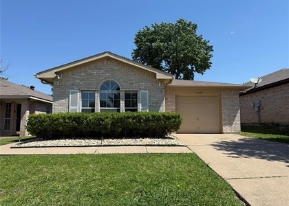 10239 Blackjack Oaks Drive - Photo 1