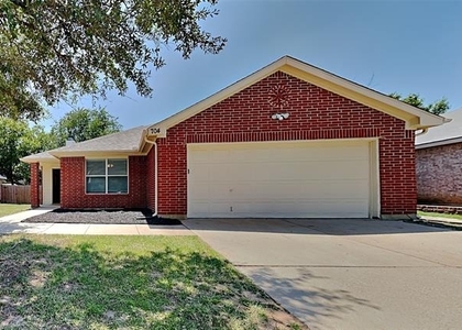 704 Flamingo Drive - Photo 1