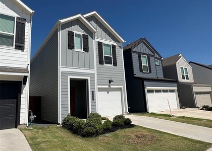 3222 Hampton Drive - Photo 1