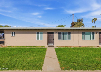 1921 E Osborn Road - Photo 1