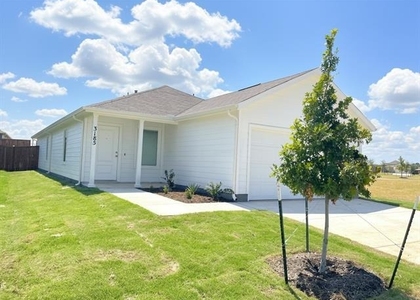 3185 Campeiro Avenue - Photo 1