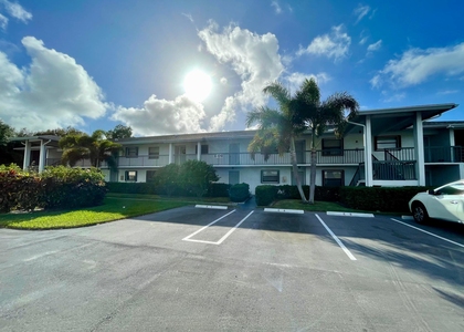 1210 Se Parkview Place - Photo 1