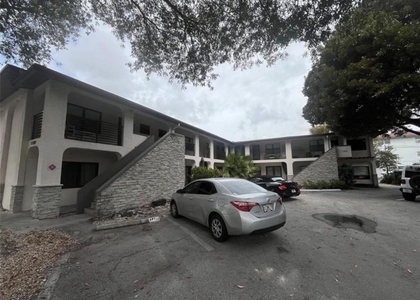 1109 E Broward Boulevard - Photo 1