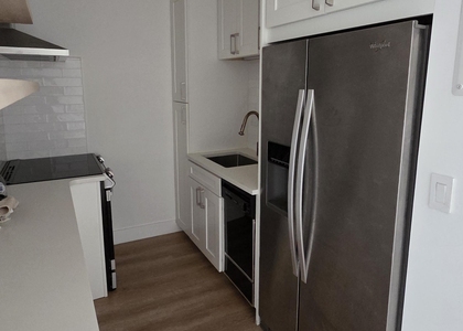 1001 Se 16th Street - Photo 1