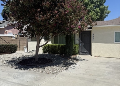 7322 Lindley - Photo 1