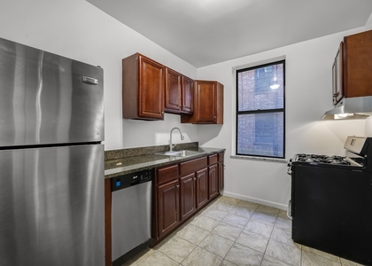 Broadway, Unit 44 - Photo 1