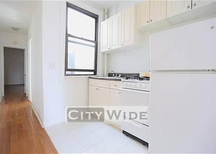 171 E. 88th St. #3B - Photo 1