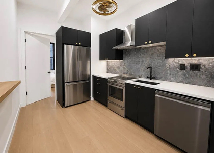 727 Knickerbocker Avenue - Photo 1