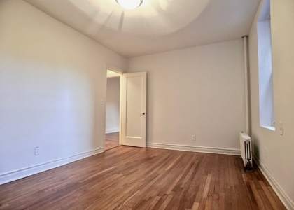 615 Fort Washington Avenue - Photo 1