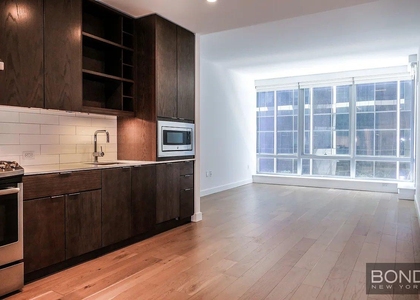 East 39th Street - Photo 1
