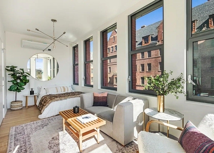 Sterling Place - Photo 1
