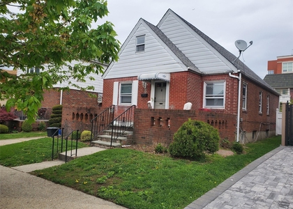 57-35 Parsons Boulevard - Photo 1