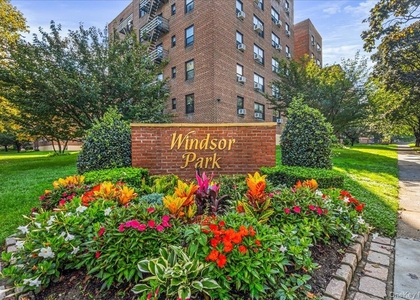 73-50 Bell Boulevard - Photo 1