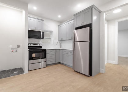 558 Empire Boulevard - Photo 1