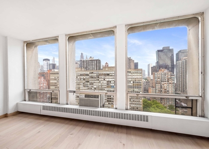 333 E 30th Street - Photo 1