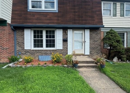 4503 Garfield Court - Photo 1