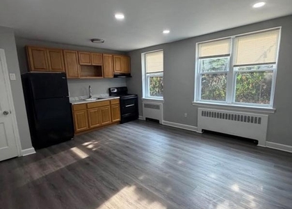 1309 W Rockland Street - Photo 1