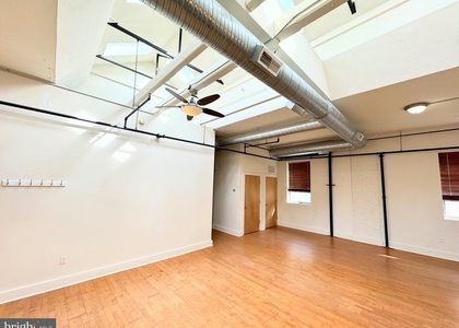 431 Fairmount Avenue - Photo 1