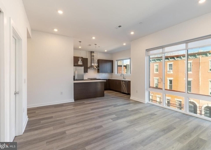 710 N 16th Street - Photo 1