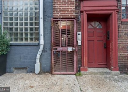 706 N 2nd Street - Photo 1
