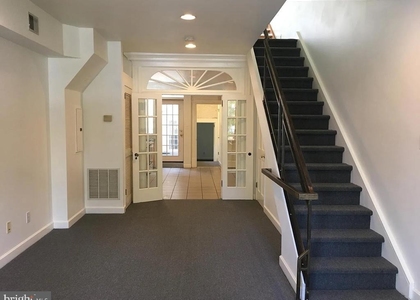 706 N 2nd Street - Photo 1
