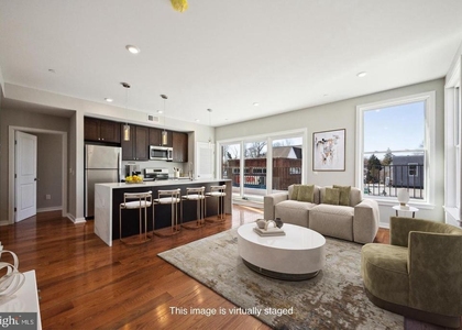 100 Forrest Avenue - Photo 1