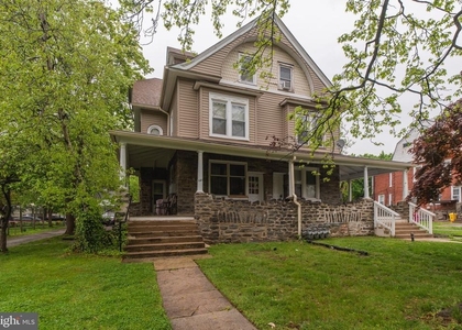 120 Walnut Avenue - Photo 1