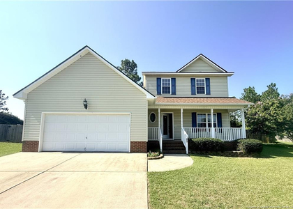 81 Essex Court W - Photo 1