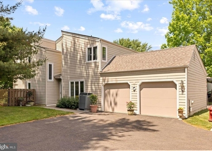 130 Westbury Court - Photo 1
