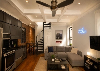 West 103rd Street - Photo 1