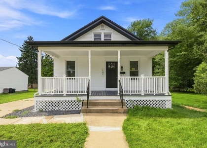 107 Broad Avenue - Photo 1