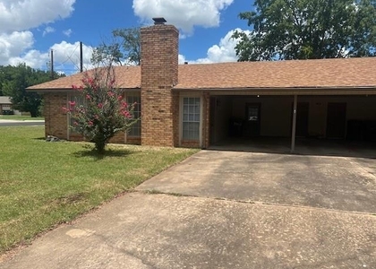 812 Ranch Rd - Photo 1