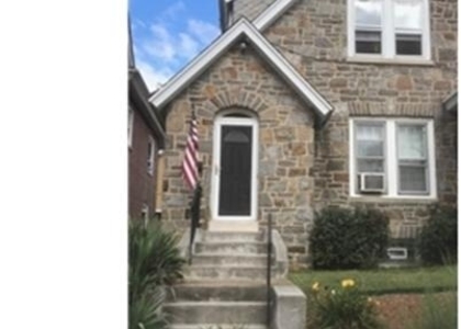 2103 N Franklin Street - Photo 1