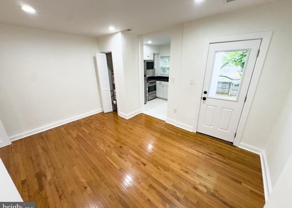 2807 4th Street Ne - Photo 1