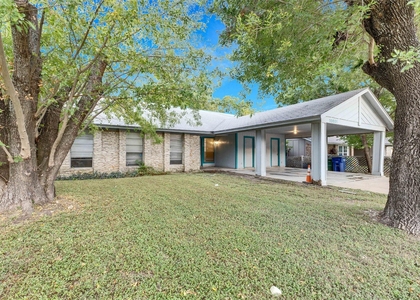 10801 Lanshire Dr - Photo 1