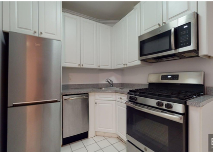 East 80th Street - Photo 1