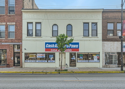 7048 N Clark Street - Photo 1