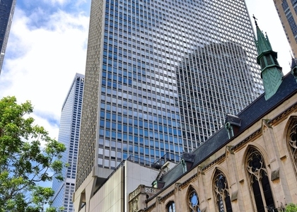 111 E Chestnut Street - Photo 1