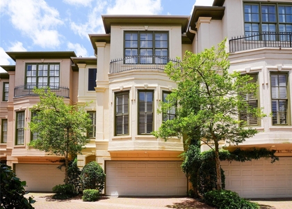 1329 Hyde Park Boulevard - Photo 1