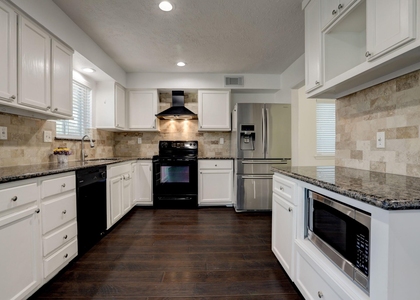 121 Misty Brook Lane - Photo 1