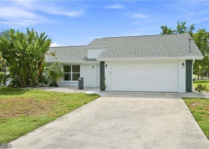903 Se 20th Court - Photo 1
