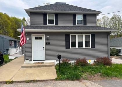 61 Sheridan - Photo 1