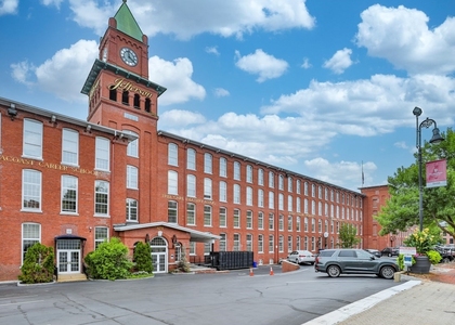 670 North Commercial - Photo 1